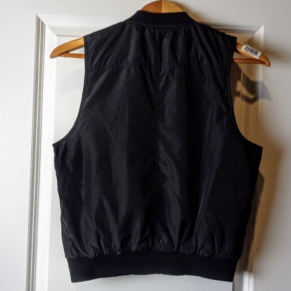 Akira Chicago Black Zip Front Vest - Picture 2 of 6